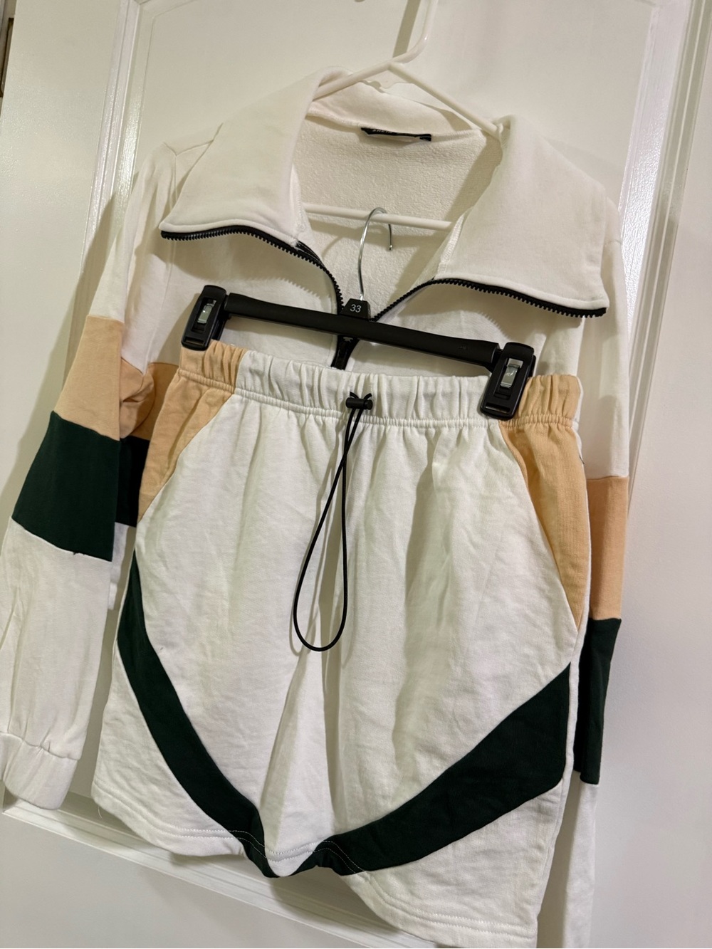 SHEIN White Colorblock Half-Zip Sweater with Peach & Dark Green Stripes. set - Picture 4 of 4